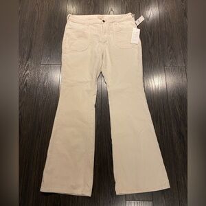 NWT Anthropologie Pilcro Low-Rise Icon Flare Corduroy Pants – Size 31